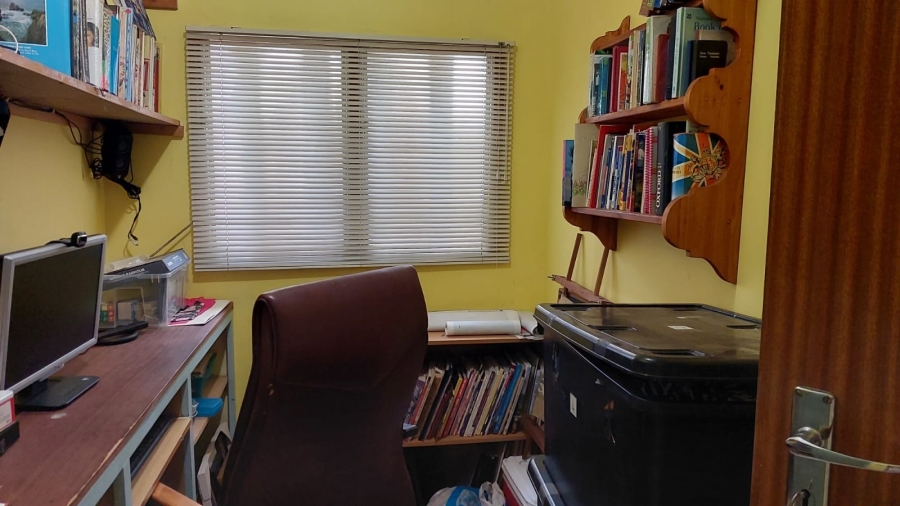 3 Bedroom Property for Sale in Kaffrarian Heights Eastern Cape